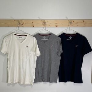 Hollister Men’s Short-Sleeve V-Neck Tee Trio - White, Gray, Navy
